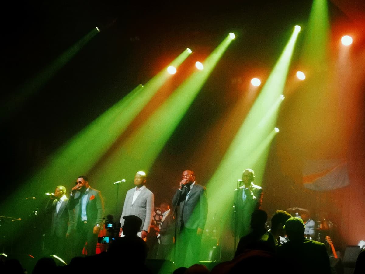 Zaiko performing